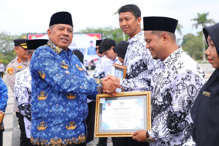 Setelah Cuti Kampanye, Bupati Alfedri Kembali Aktif Bekerja