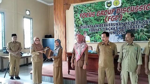 4.279 Persil STDB Diserahkan kepada Petani Sawit