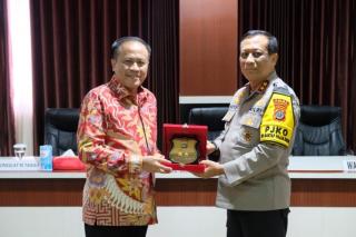 Kapolda Kaltara dan Konsulat RI Tawau Bahas Persoalan Perbatasan dan Perlindungan WNI