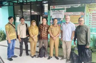 Kunjungi Disbunnak Sanggau, Tim FOLUR Evaluasi Implementasi Program