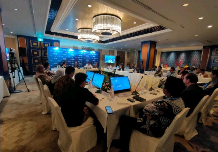 Pakar dan Pengambil Kebijakan Duduk Semeja Bahas Keberlanjutan Sawit Indonesia