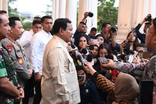 Prabowo Panggil Sejumlah Menteri ke Hambalang, Bahas Penataan Lahan Kelapa Sawit