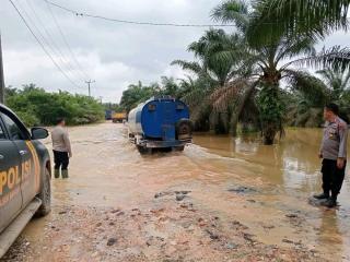 Kebun Sawit di Bahar Selatan Langganan Banjir Saat Musim Hujan