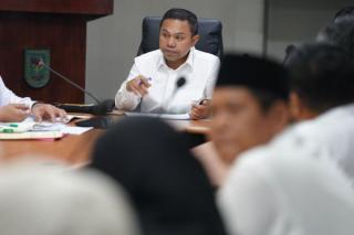 Jangan Cuma Sawit, Gubernur Riau Minta Ditetapkan Standar Harga Semua Komoditas Perkebunan