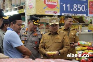 Walikota Jambi Maulana Pastikan Harga Bahan Pokok Stabil Jelang Idul Fitri