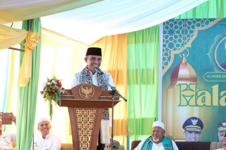 Kaum Ibu di Touna Diajak Tanam Sawit di Pekarangan