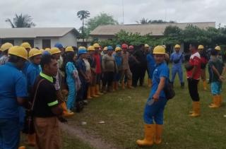 PT Kencana Graha Permai di Ketapang Diprotes Ratusan Pekerja Gara-gara Perubahan Jam Kerja