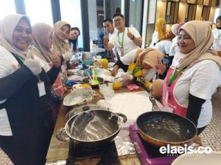 Mengadon Sari Pati Sawit di Lantai 19