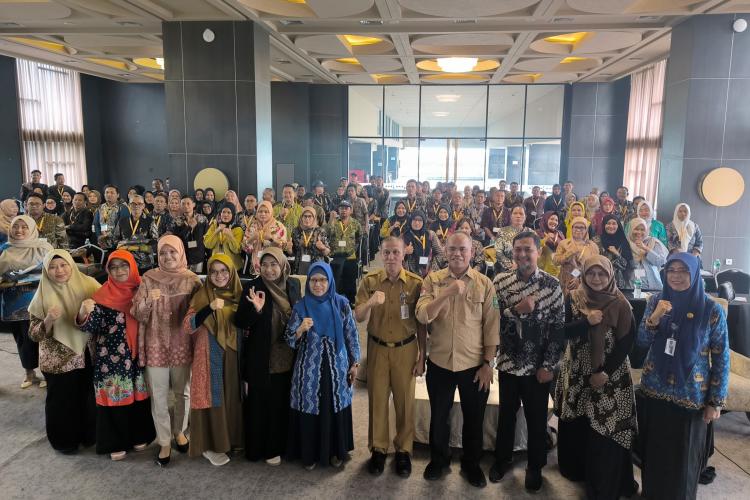 Mengasah Manajemen Keuangan Petani Sawit di Riau 