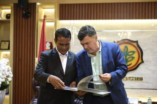 Minyak Sawit Indonesia Bakal Dibarter dengan Susu dan Kentang Chile