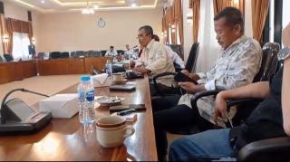Sejumlah Permasalahan Sawit Dipaparkan Apkasindo Dihadapan Komisi II DPRD Kalbar