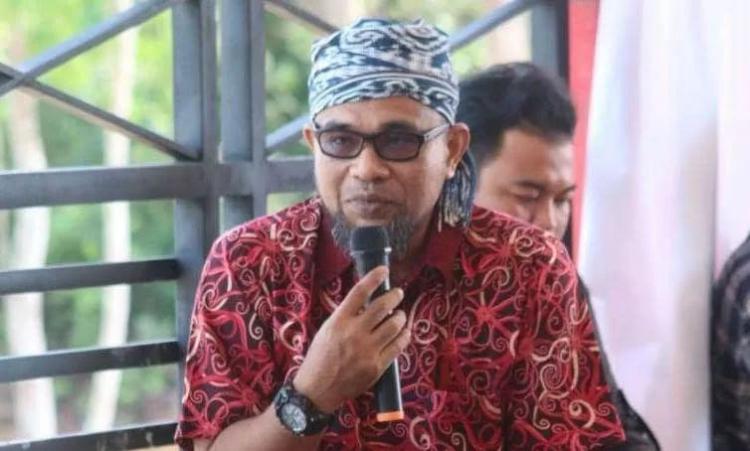 Perusahaan Sawit di Kalbar Gasak Hak Buruh, Korban Terus Berjatuhan!