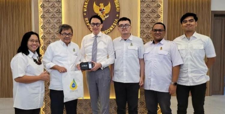 Agrinas dan Wamenlu Bahas Strategi Diplomasi Sawit Hadapi EUDR