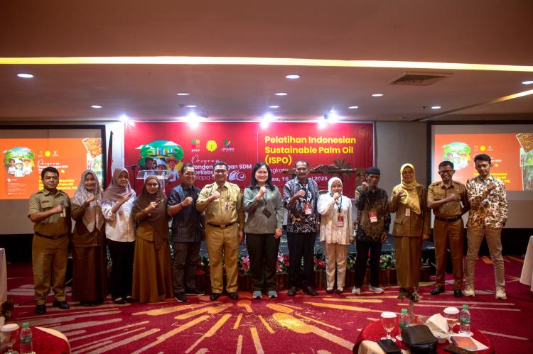 Pelatihan ISPO, Peserta Praktik Langsung di Kebun Sawit