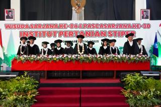 INSTIPER Yogyakarta Wisuda Ratusan Sarjana dan Pascasarjana, Ada yang Langsung Kerja