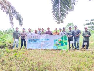 Petani Sawit di Bantaran Sungai Gansal Belajar Konservasi dan Pembuatan Pupuk Organik
