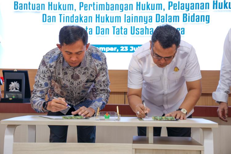PTPN IV Regional III-Kejari Kampar MoU Jaga Investasi Berkelanjutan di Bumi Sari Madu