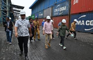 Limbah Sawit Cemari Laut Belawan, Perusahaan Harus Tanggung Jawab!