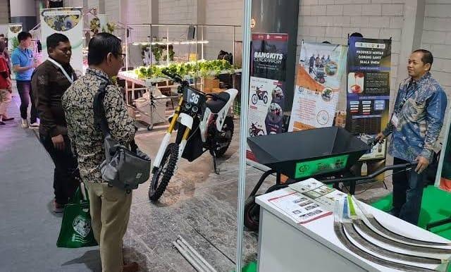 Inovasi Canggih dari ITS, Gerobak Sorong Listrik ini Bisa Angkut 100 Kg TBS Sawit