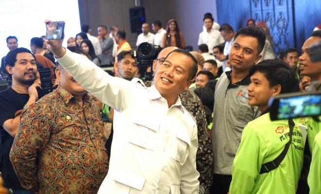 Ratusan PMI Asal NTB Diberangkatkan Bekerja ke Kebun Sawit di Malaysia