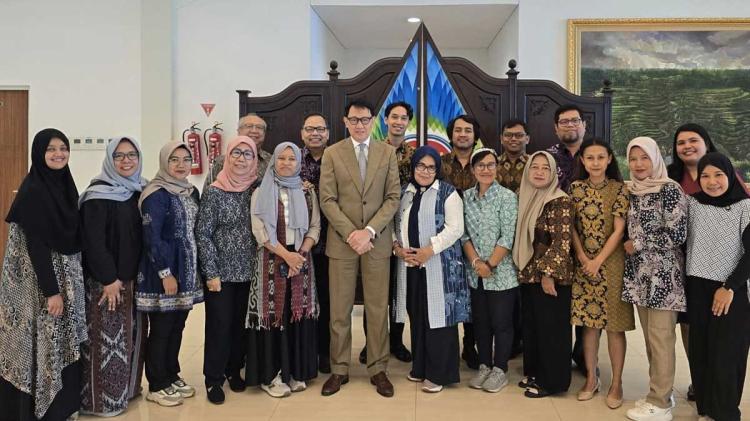 Lawan Regulasi EUDR Langsung Dari Panggung Uni Eropa, 9 Petani Perempuan Indonesia Turun Tangan 