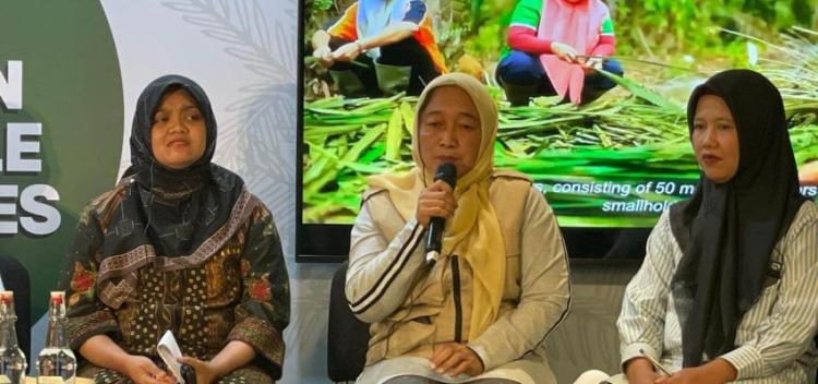 Bu Nur Guncang Brussel! Petani Sawit Simalungun Suarakan Nasib di Eropa