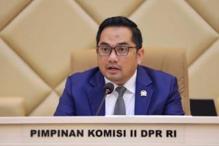 Nusron Disentil DPR: 3,1 Juta Hektar Sawit Ilegal Masih Menggantung