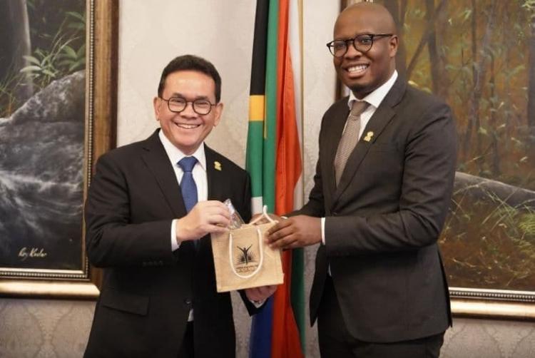 Minyak Sawit Indonesia Bikin Afrika Selatan Ketagihan, Ekspor Naik!