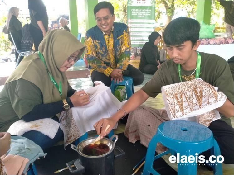 Batik Sawit Punya Peluang Pasar Yang Potensial
