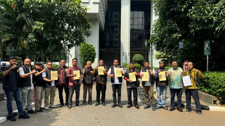 Ribuan Petani Sawit Kaltim-Kalbar Gugat PP 45: Kami Ditagih Rp45 Juta, Lahan Mau Disita Pula!