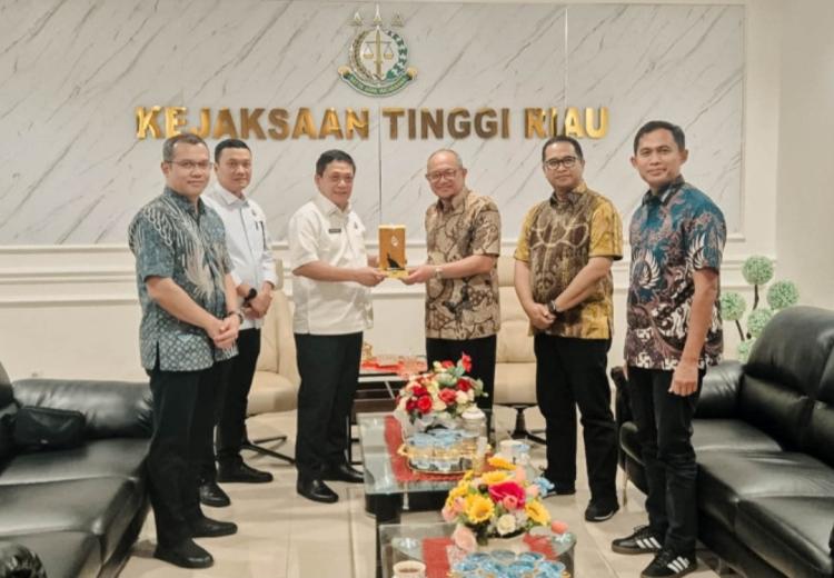 PTPN IV Regional III dan Kejati Riau Perkuat Sinergi Jaga Iklim Investasi