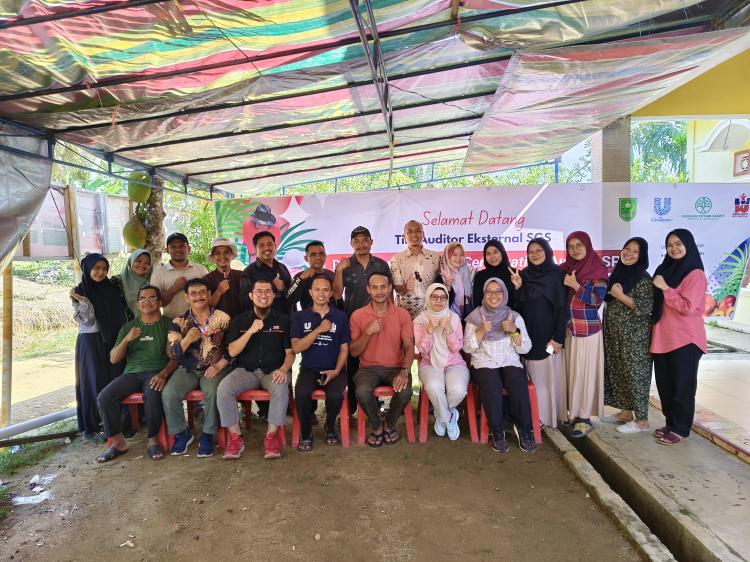 Wujudkan Standar Global, Petani Sawit Swadaya di Inhu Raih RSPO