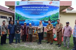 PT Aneka Intipersada Dukung Nelayan dan Pelestarian Sungai Gasib di Siak