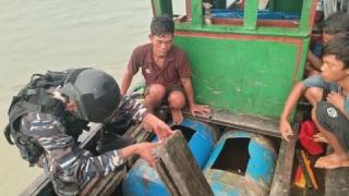 Kapal Tanpa Nama Tertangkap Bawa CPO Hasil Curian di Selat Rupat Riau