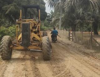 PTPN IV Regional IV Perbaiki Jalan Rusak Desa Lidung, Akses Warga ke Sarolangun Kembali Lancar