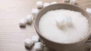 BPS Ungkap Konsumsi Gula Rumah Tangga Turun