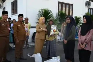 Sawit Berkontribusi Positif Terhadap Perekonomian Kotawaringin Barat