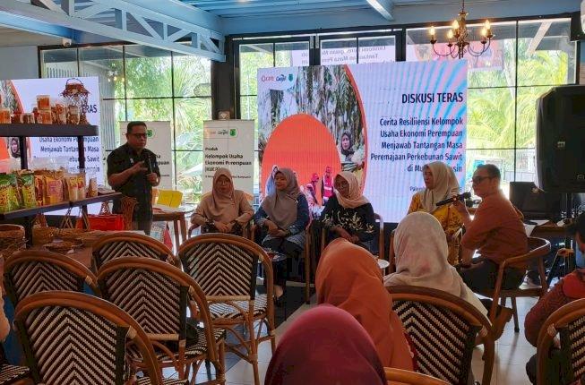 Peremajaan Sawit Tempa Kaum Perempuan di Sungai Lilin Jadi Pelaku Ekonomi Tangguh