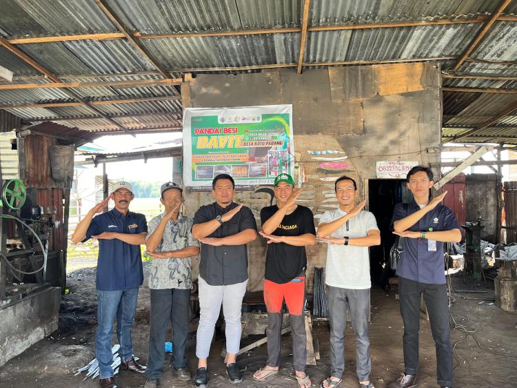 PTPN IV Regional IV Jambi Dampingi UMKM Pandai Besi Sungai Penuh Urus Legalitas hingga Hak Cipta