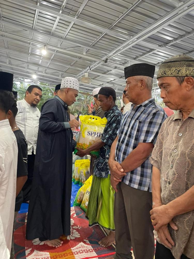 Puasa Bukan Penghalang Kerja, Region Head PTPN IV Regional IV Tegaskan Komitmen Produktivitas Saat Safari Ramadhan di Kebun Bukit Kausar