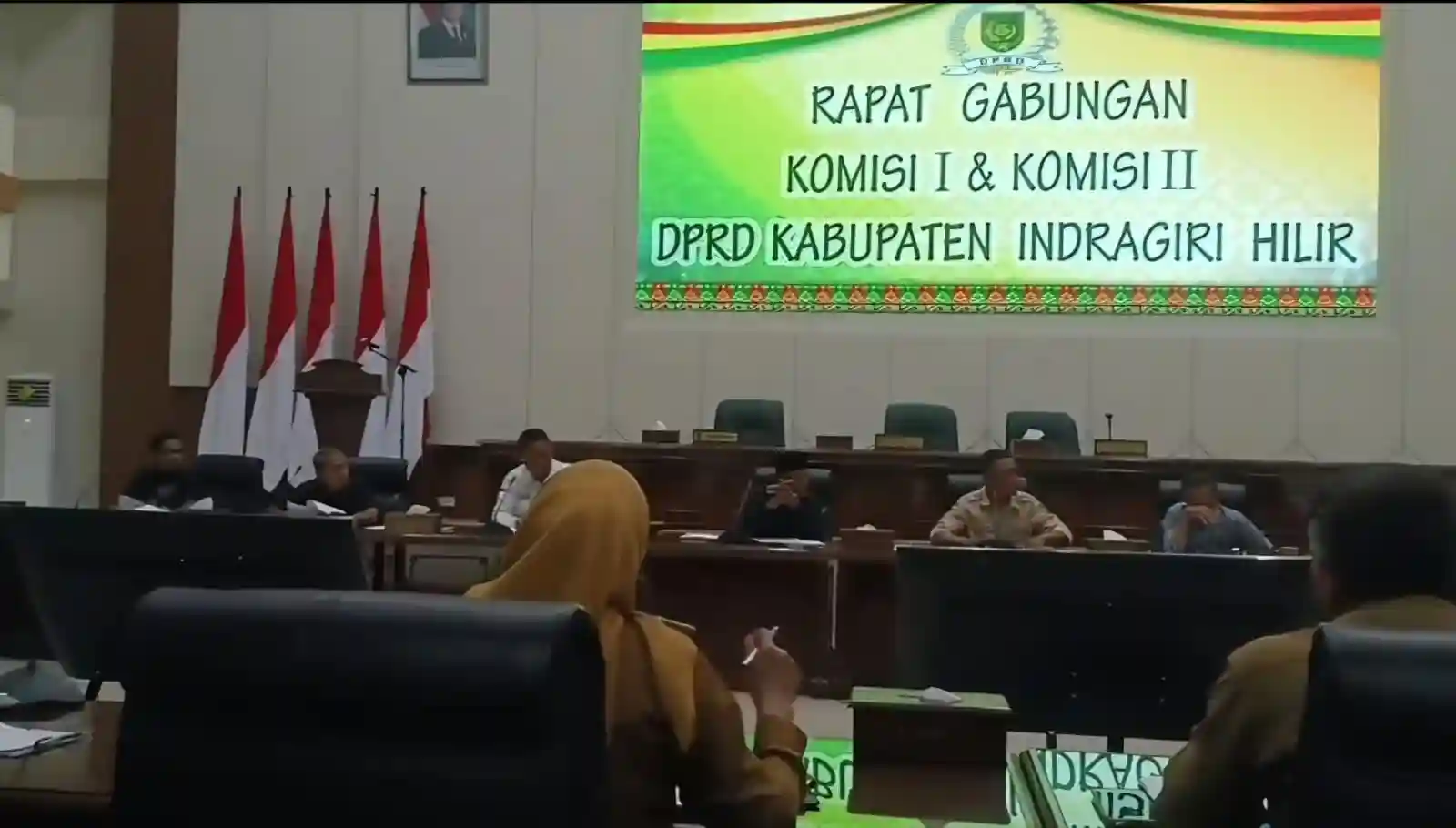 Rapat Konflik Lahan Sawit dengan Warga Kemuning-Keritang di DPRD Inhil, Agrinas Palma Berulah!