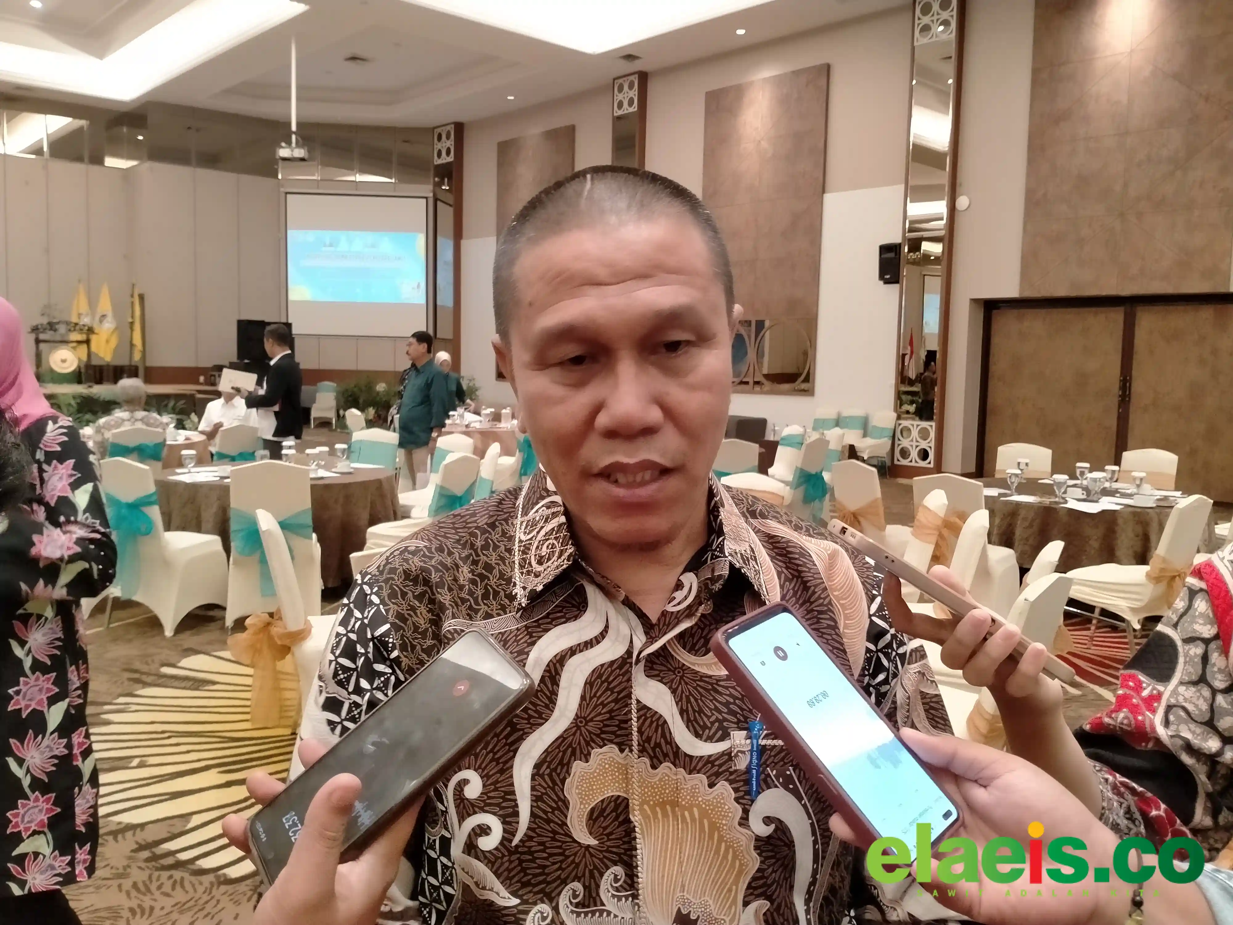 Pemprov Riau Akan Tindak Tegas Perusahaan Yang Memanipulasi Harga Sawit