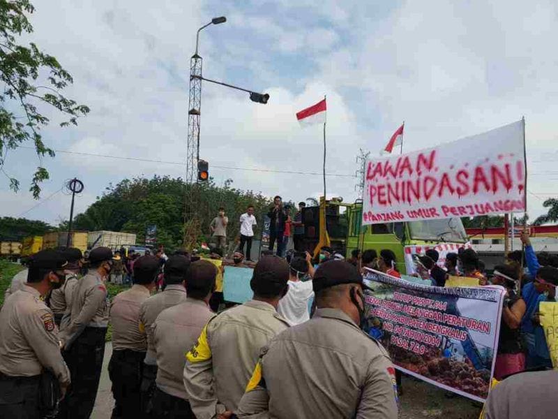 PKS Diminta Tidak Anak Tirikan Panen Sawit Petani Setempat