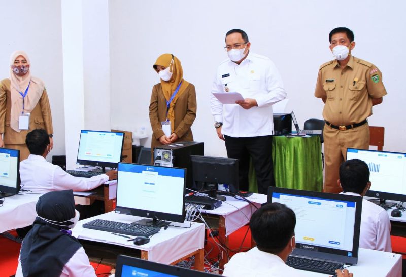 Tiga Hari Mengadu Nasib