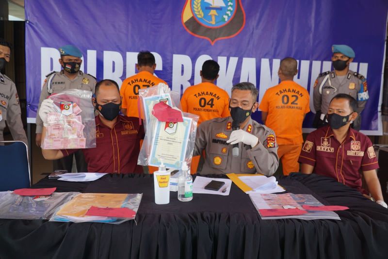Kepala Desa di Rohul Minta Duit ke Warga saat Urus Surat Tanah