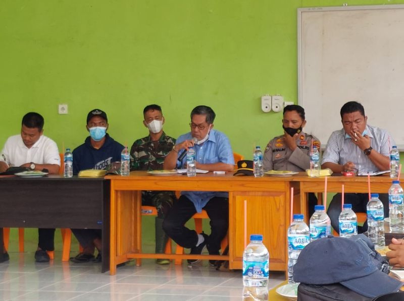 Berlangsung Panas, Dialog Soal Kebun Plasma Berakhir Deadlock