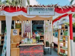 UNRI Perlihatkan Hasil Riset Sawit Pengabdian Dosen di Pameran UKMK Kemenkeu