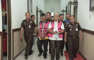 Diduga Terlibat Penyelewengan Dana Replanting Sawit, Mantan Kadisbun dan Ketua Koperasi 'Gol'