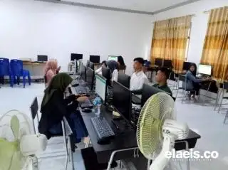 Terkendala Jaringan, Tiga Anak Petani Inhil Ikut Ujian Susulan Penerimaan Beasiswa Sawit