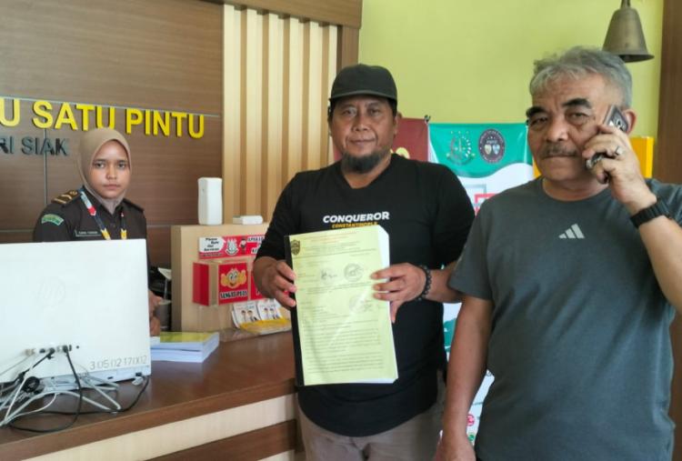 Petani Sawit Laporkan Pimpinan PT DSI ke Kejari Siak Terkait Dugaan Mafia Tanah